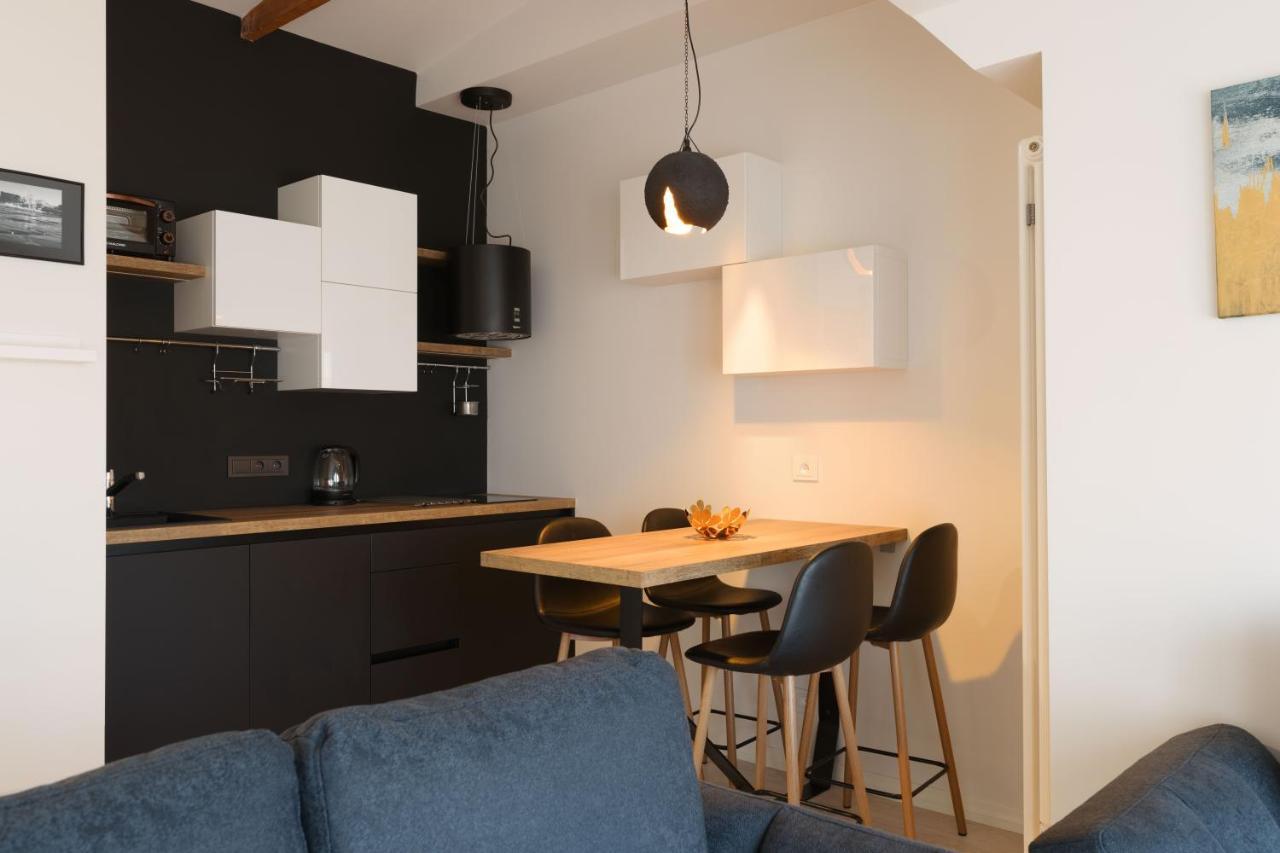 Ferienwohnung Bright Attic Flat In The Centre Riga Exterior foto